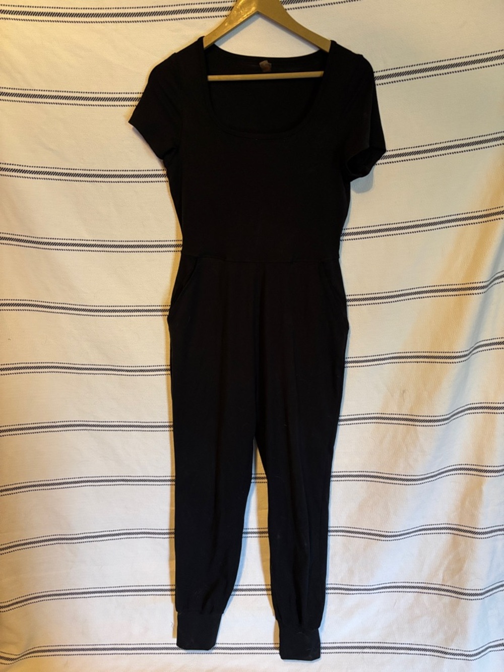 Mono B Black Short-Sleeve Scoop-Neck Jumpsuit with Pockets